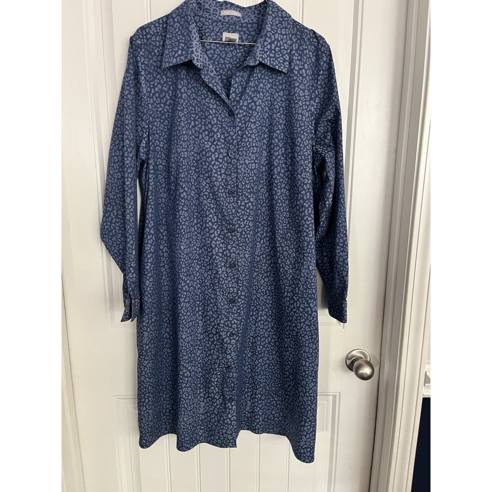 Chico's Shirt Dress Size 3 Coolmax Leopard Print Blue Long Sleeves Pockets 743